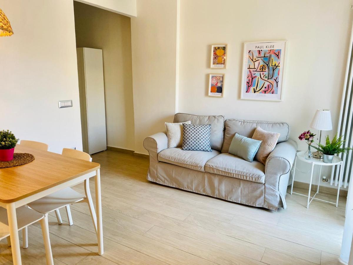 Modern City Apartment Módena Exterior foto