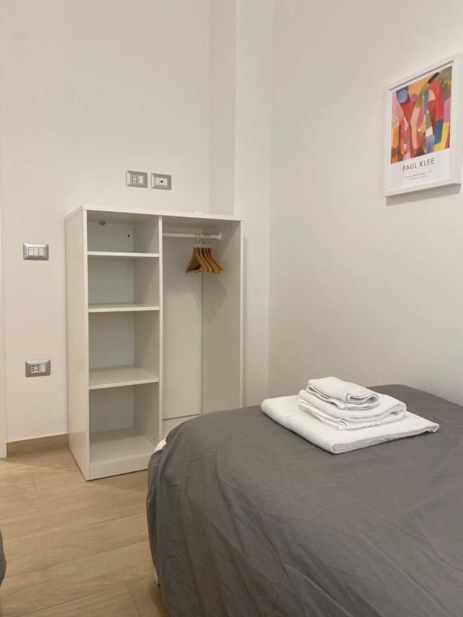 Modern City Apartment Módena Exterior foto