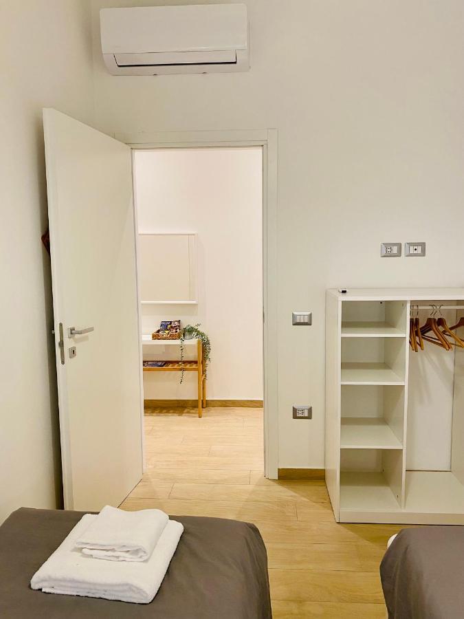 Modern City Apartment Módena Exterior foto